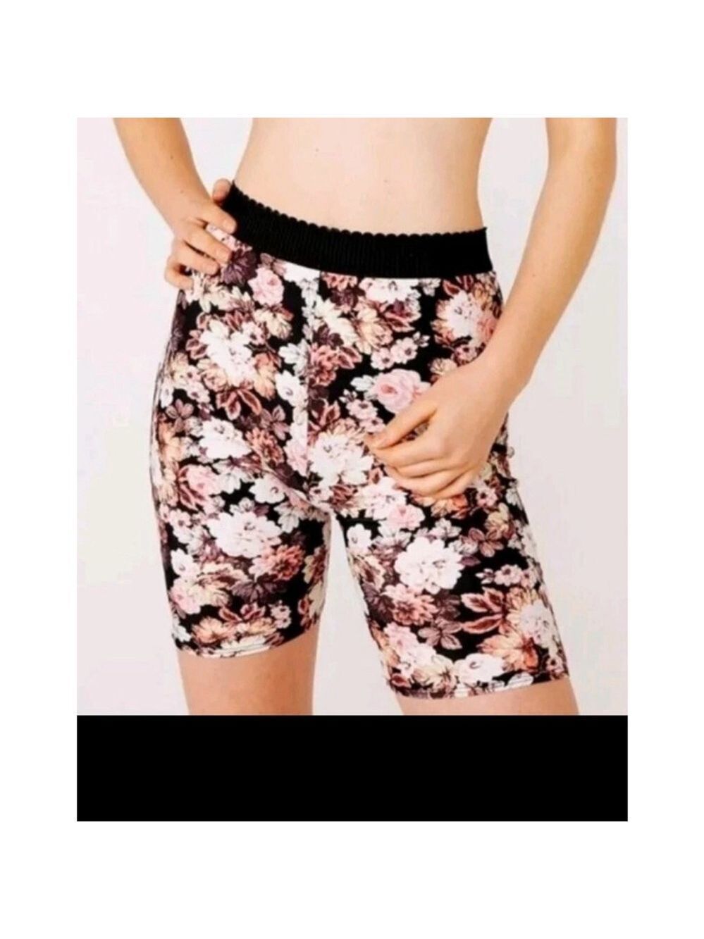 For Love And Lemons Tiffany Biker Shorts Floral Size S Black 7" Inseam Yoga Gym